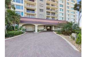 736 ISLAND WAY, CLEARWATER BEACH, FL 33767 - MLS#MFRTB8376468