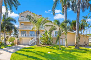 1902 ARROWHEAD DRIVE, ST PETERSBURG, FL 33703 - MLS#MFRTB8376491