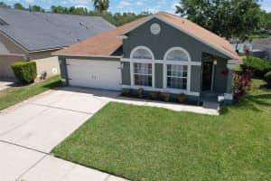 1624 MAXIMILIAN DRIVE, WESLEY CHAPEL, FL 33543 - MLS#MFRTB8376494