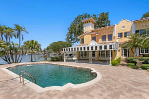 321 BRIGHTWATERS BOULEVARD, ST PETERSBURG, FL 33704 - MLS#MFRTB8376598