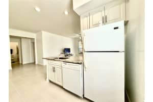 9650 LAKE CHASE ISLAND WAY, TAMPA, FL 33626 - MLS#MFRTB8376684