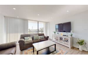 400 ISLAND WAY, CLEARWATER BEACH, FL 33767 - MLS#MFRTB8376721