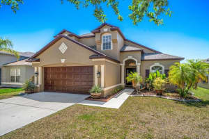 8103 Tar Hollow Dr, GIBSONTON