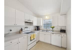 2050 28TH AVENUE, ST PETERSBURG, FL 33713 - MLS#MFRTB8376806