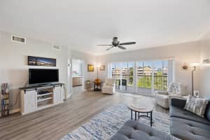 960 STARKEY ROAD, LARGO, FL 33771 Sold 10/31/25