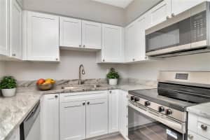 2054 DEERWOOD ROAD, SEFFNER, FL 33584 - MLS#MFRTB8376826