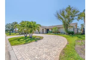 4118 48TH AVENUE, ST PETERSBURG, FL 33711 Sold 05/28/25