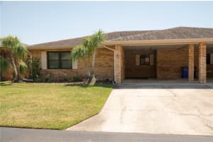 446 Lake Carolyn Cir, LAKELAND