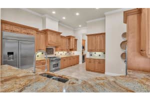 729 MANNS HARBOR DRIVE, APOLLO BEACH, FL 33572 - MLS#MFRTB8377028