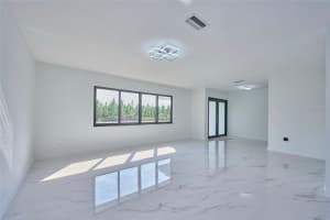 2310 LAGUNA DRIVE, INDIAN LAKE ESTATES, FL 33855 - MLS#MFRTB8377139