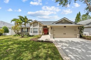 1077 Captains Way, TARPON SPRINGS