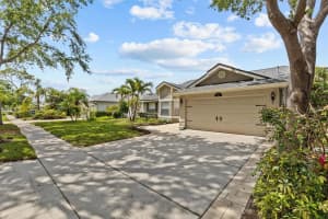 1077 CAPTAINS WAY, TARPON SPRINGS, FL 34689 - MLS#MFRTB8377145