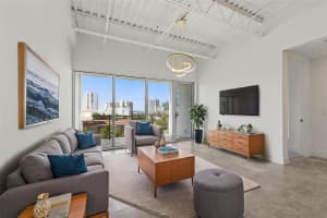 332 COCOANUT AVENUE, SARASOTA, FL 34236 - MLS#MFRTB8377147