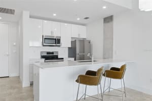 332 COCOANUT AVENUE, SARASOTA, FL 34236 - MLS#MFRTB8377147