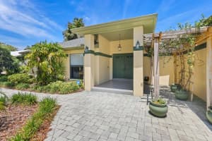 1004 HOLLYBERRY COURT, BRANDON, FL 33511 Sold 09/26/25
