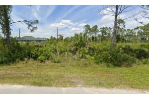 12136 GORDON AVENUE, PORT CHARLOTTE, FL 33981 Sold 09/05/25