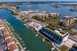 400 150TH AVENUE, MADEIRA BEACH, FL 33708 Sold 08/19/25