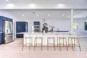 568 CRYSTAL DRIVE, MADEIRA BEACH, FL 33708 Sold 06/02/25