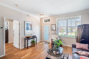 708 SANDY HILLS AVENUE, TARPON SPRINGS, FL 34689 Sold 08/27/25