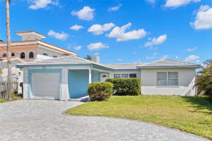 844 BAY POINT DRIVE, MADEIRA BEACH, FL 33708 Sold 06/17/25