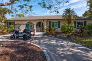 843 37TH AVENUE, ST PETERSBURG, FL 33704 - MLS#MFRTB8377390