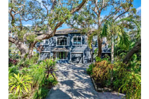 3484 Shore Dr, SAFETY HARBOR