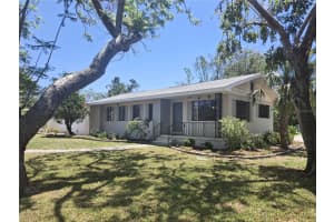 300 22ND AVENUE, ST PETERSBURG, FL 33705 - MLS#MFRTB8377531
