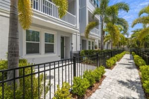 206 TAMPANIA AVENUE, TAMPA, FL 33609 Sold 08/28/25