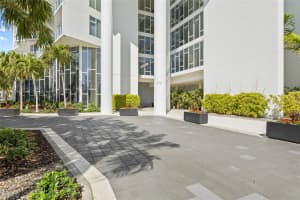 175 1ST STREET, ST PETERSBURG, FL 33701 - MLS#MFRTB8377714