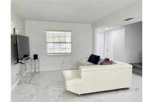5118 TENNIS COURT CIRCLE, TAMPA, FL 33617 - MLS#MFRTB8377730