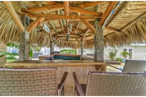 208 44TH AVENUE, ST PETERSBURG, FL 33703 Sold 07/04/25