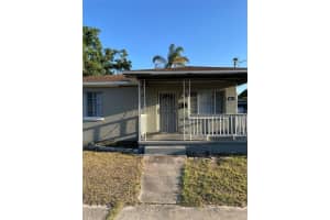 1013 LAKE AVENUE, TAMPA, FL 33605 Sold 06/12/25