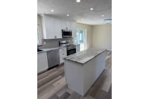4212 PASADENA CIRCLE, SARASOTA, FL 34233 - MLS#MFRTB8377937