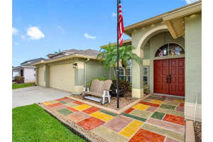 10213 LOCKWOOD PINES LANE, TAMPA, FL 33635 Sold 07/14/25