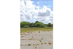 304 RYAN COURT, LABELLE, FL 33935 - MLS#MFRTB8377980