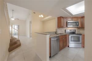 3073 OVERLOOK PLACE, CLEARWATER, FL 33760 Sold 07/01/25