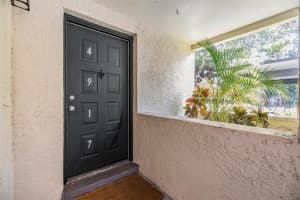 4917 PURITAN CIRCLE, TAMPA, FL 33617 Sold 07/08/25
