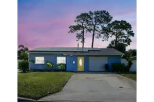 4511 Huntington St Ne, ST PETERSBURG