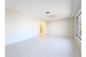 8899 125TH ST, SEMINOLE, FL 33772 Sold 05/08/25