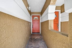 14856 PAR CLUB CIRCLE, TAMPA, FL 33618 - MLS#MFRTB8378450