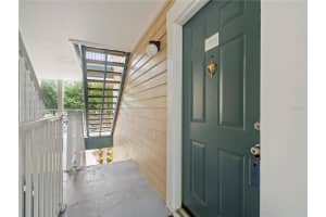 10028 Strafford Oak Ct #712, TAMPA
