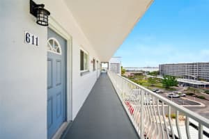 5925 SHORE BOULEVARD, GULFPORT, FL 33707 Sold 08/04/25