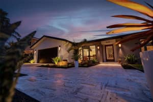 5164 VENETIAN BOULEVARD, ST PETERSBURG, FL 33703 Sold 05/30/25
