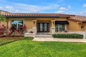 4935 58TH AVENUE, ST PETERSBURG, FL 33715 - MLS#MFRTB8378596