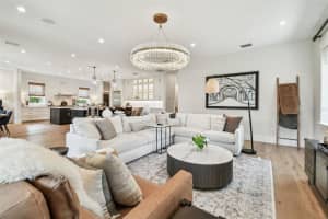 2402 PARKLAND BOULEVARD, TAMPA, FL 33609 - MLS#MFRTB8378600