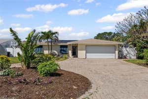 3497 Coquina Key Dr Se, ST PETERSBURG