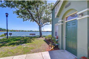 9304 LAKE CHASE ISLAND WAY, TAMPA, FL 33626 - MLS#MFRTB8378688