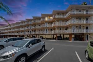 1420 Bayshore Blvd #409, DUNEDIN