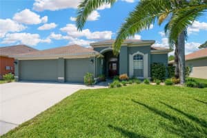 2321 Wood Pointe Dr, HOLIDAY