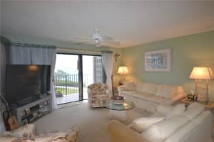 332 MARINER DRIVE, TARPON SPRINGS, FL 34689 - MLS#MFRTB8379040